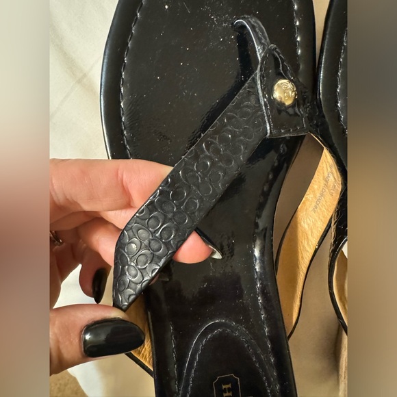 Coach platform flip flops size 9 - Picture 3 of 8